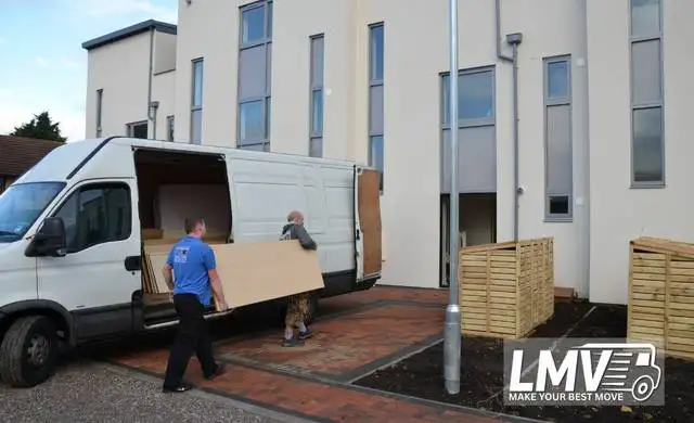 Affordable student removals in  with trusted student move services